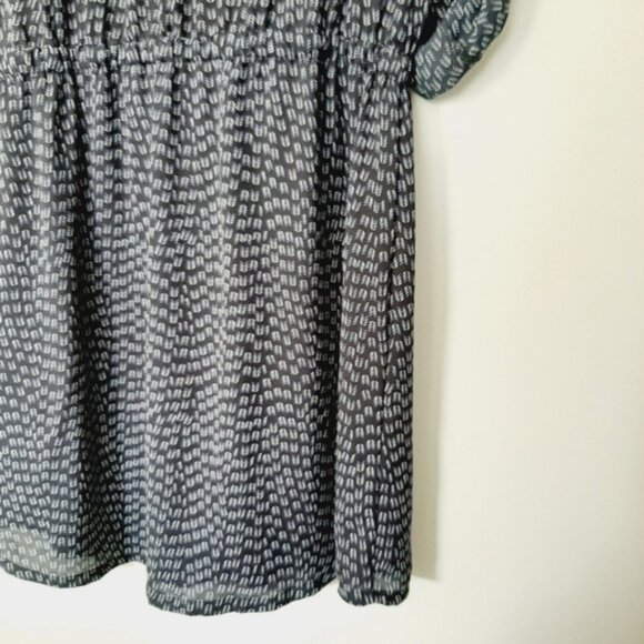 HILARY RADLEY Utility Sleeve Drop Waist Dress Navy Blue Tribal Geo Print Sz S - Picture 14 of 16